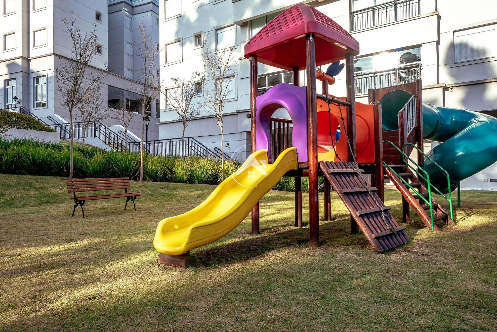 Apartamento Refugio Nas Alturas: Cobertura De Luxo Com 5 E Vista